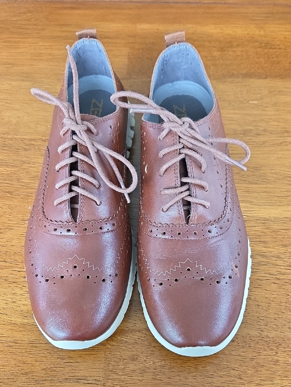 EUC Women's Casual Wingtip Oxford Sneakers in Brown